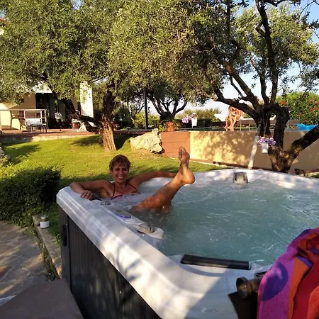 Bed & Breakfast La Gemma Sul 3*